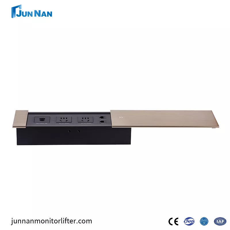 စားပွဲတင်ထိပ်တန်းတပ်ဆင်ထားသည့် Eu Power သည် dual-usb နှင့်အတူပရိဘောဂအပေါင်းအရောင်များပေါ်လာသည်